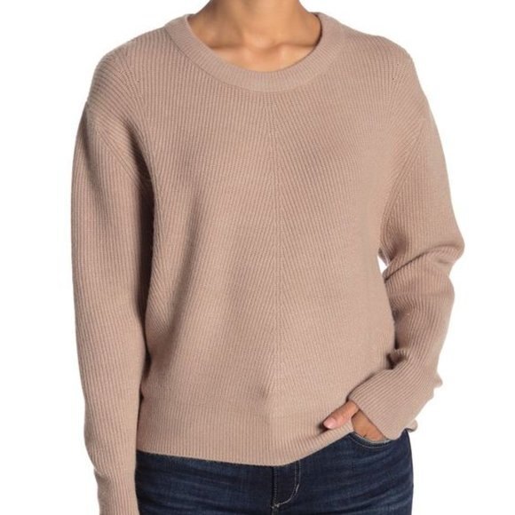 Elodie perfect pullover sweater color tan size M. - Picture 2 of 4